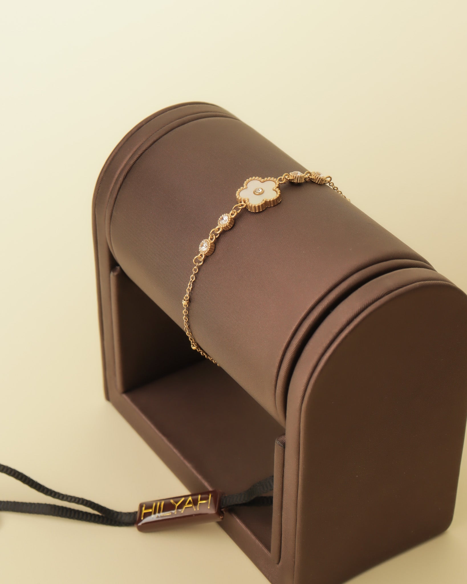 Ivory Clover Bracelet