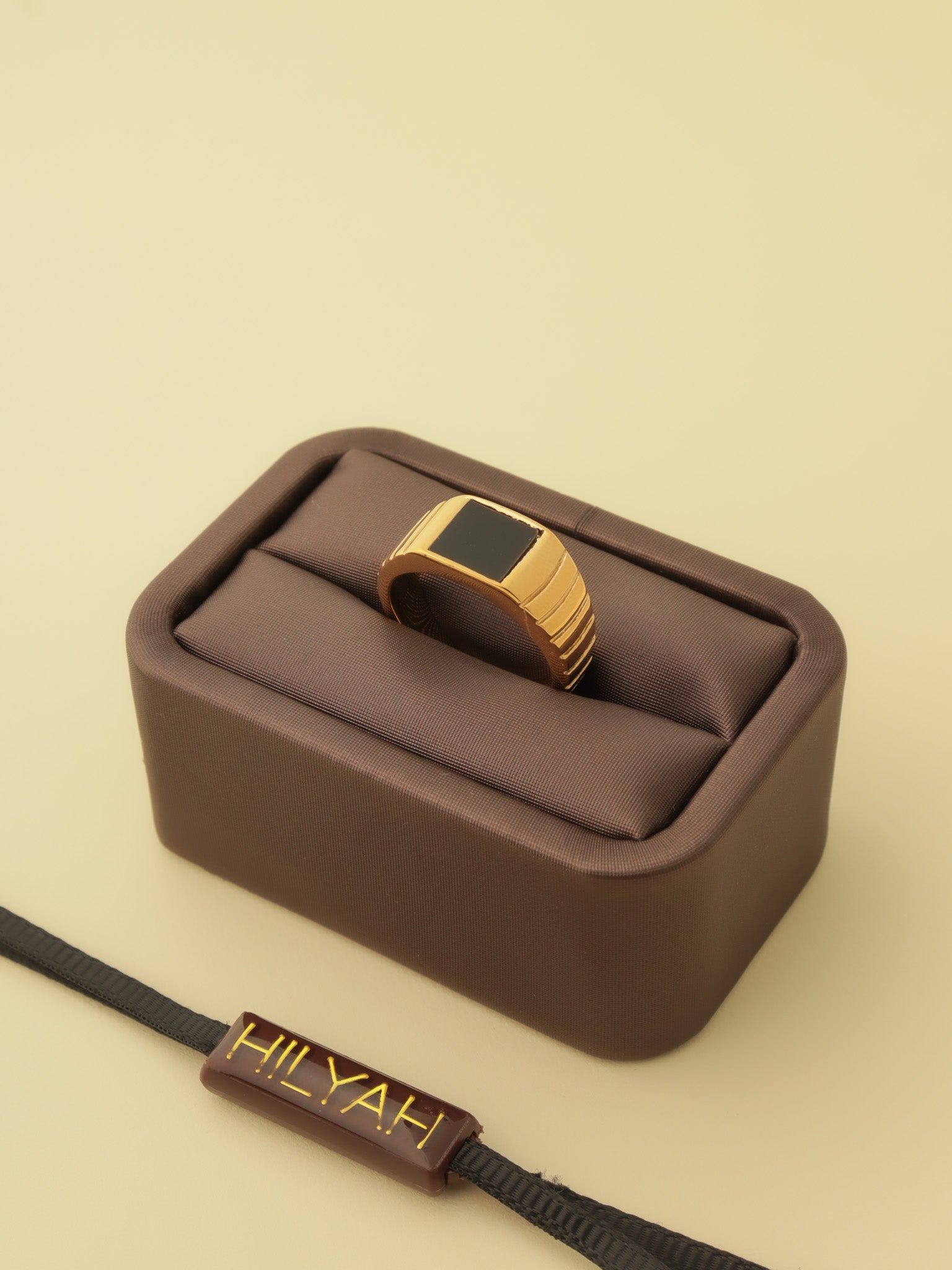Noir Monarch Ring
