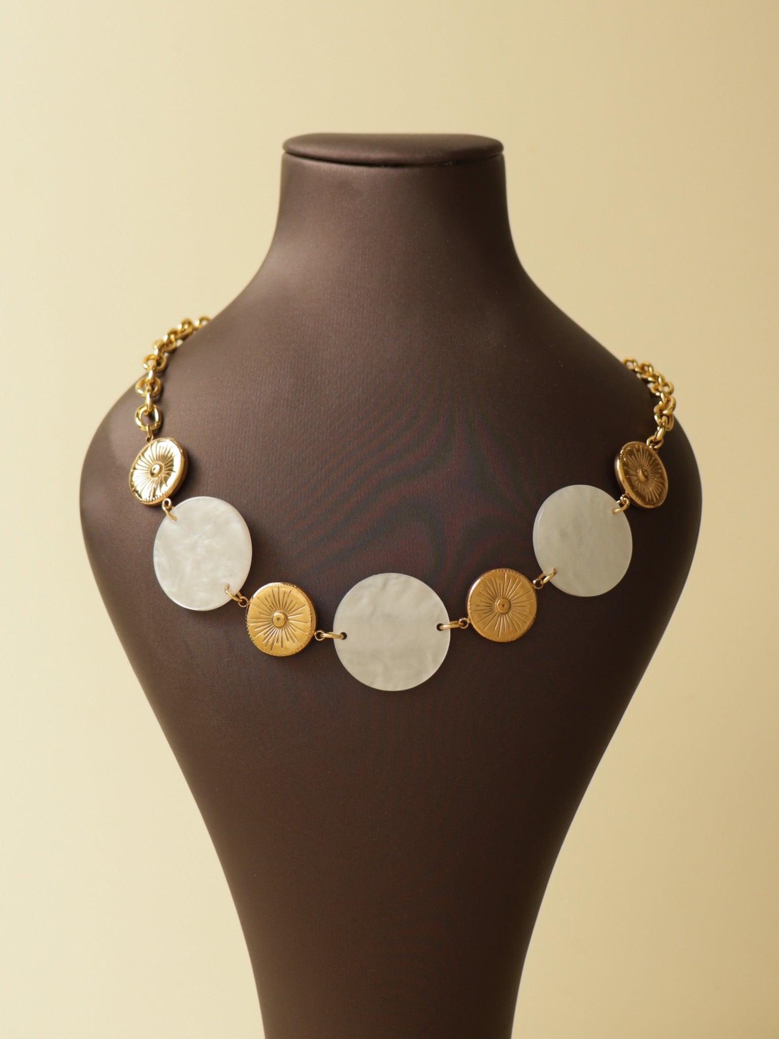 The Grandeur Necklace