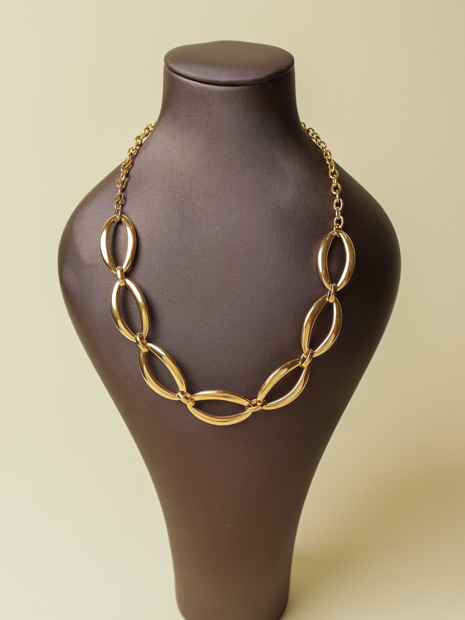 Oval Link Necklace