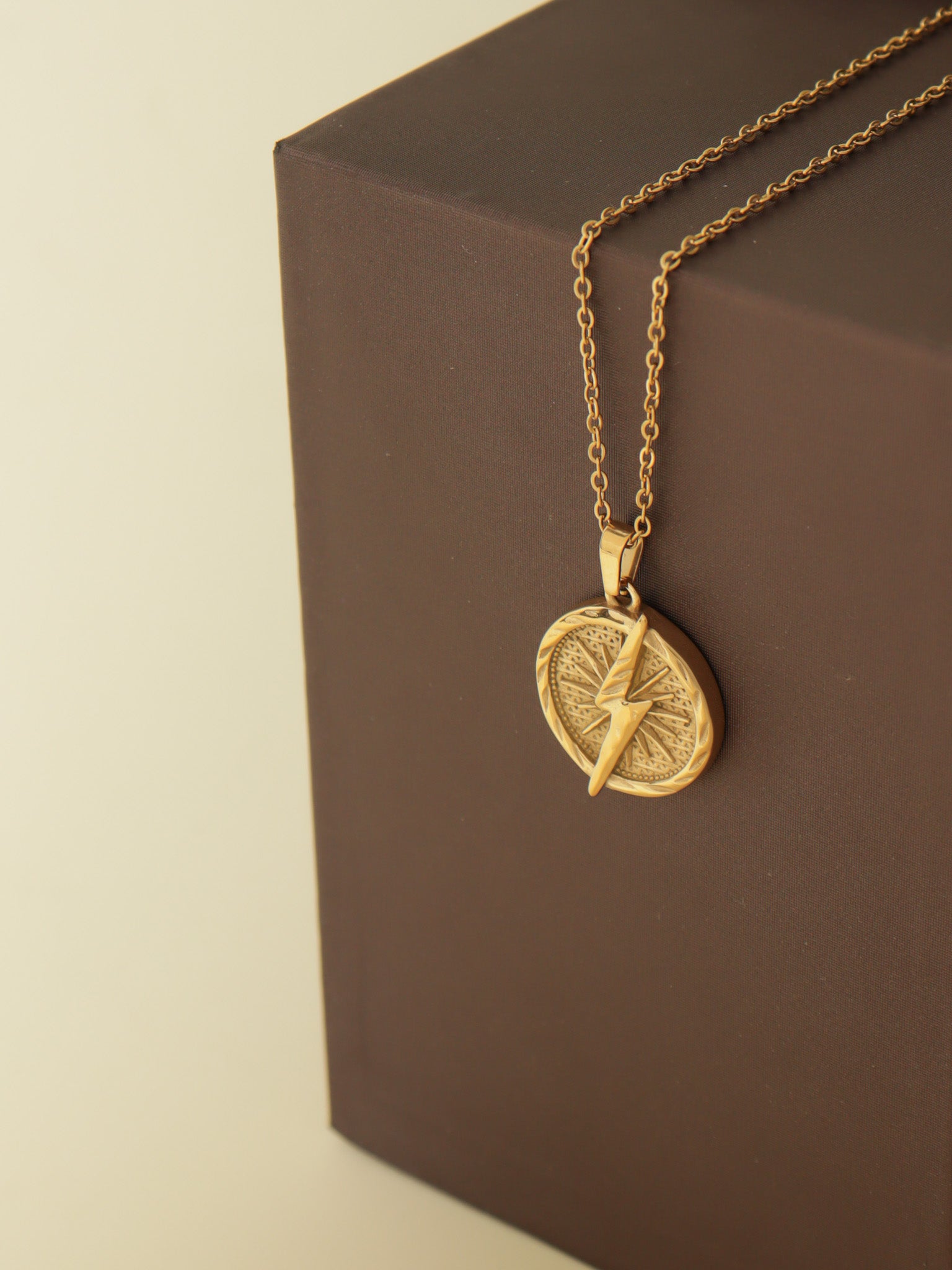 Voltaria Medallion Necklace